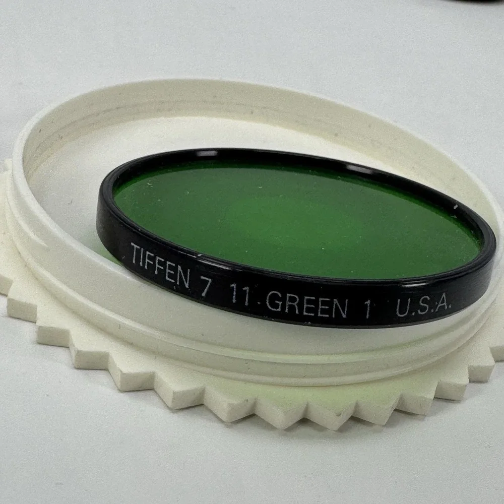 Lot of‎ Camera Lens Filters Tiffen Hoya Vivitar Colors w/Cases